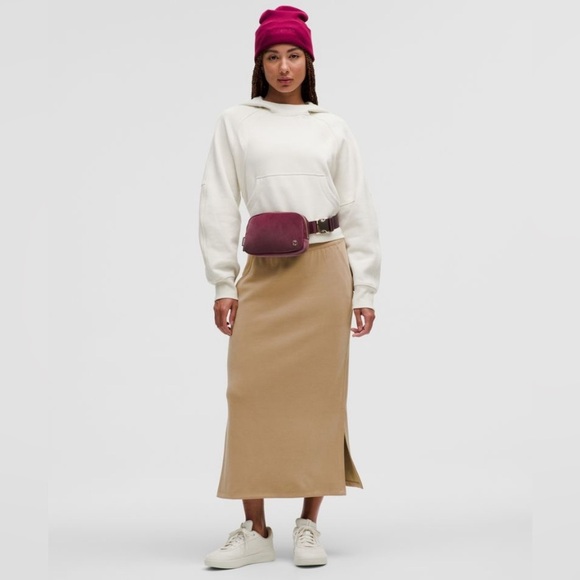 lululemon athletica Handbags - NWOT Lululemon  Everywhere Belt Bag 1L Velour Burgundy